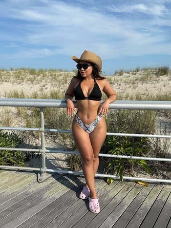 Full leaked Jelicataveras private onlyfans photo