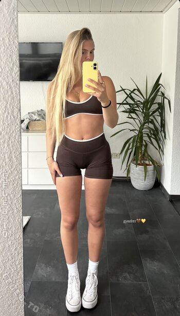 Full leaked Jellefeline private onlyfans photo