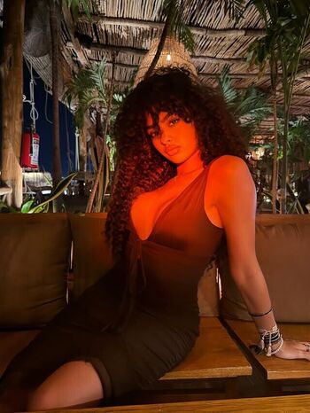 Full leaked Smilezlots/ private onlyfans photo
