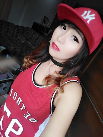 Full leaked Jenhime page private onlyfans photo