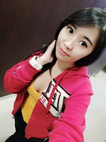 Full leaked Jenhime page private onlyfans photo