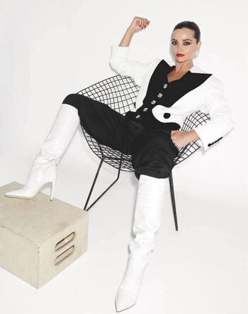 Jenna Louise Coleman