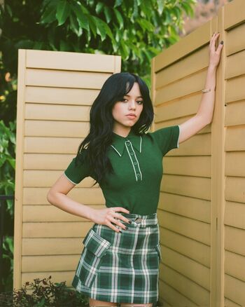 Jenna ortega  page leaked photo video viral