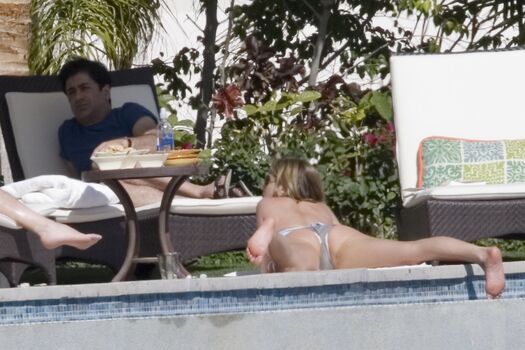 Full leaked Jennifer anniston private onlyfans photo