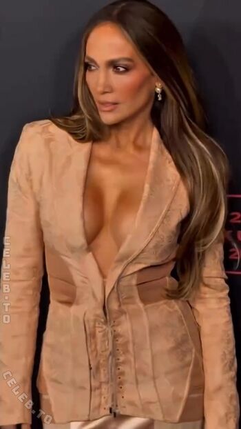 Full leaked Jennifer lopez  page private onlyfans photo