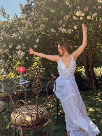 Full leaked Jennifer lopez  page private onlyfans photo