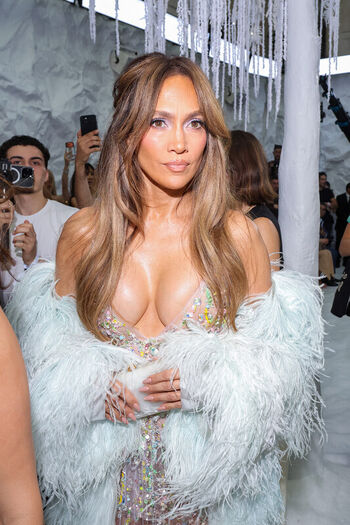 Full leaked Jennifer lopez page private onlyfans photo