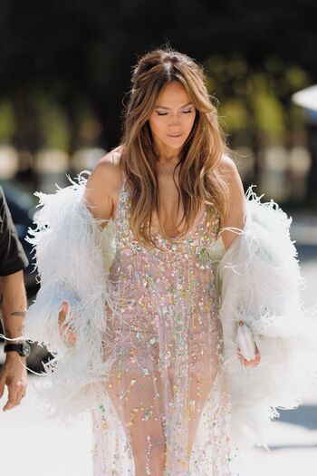 Full leaked Jennifer lopez page private onlyfans photo