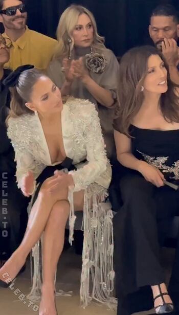 Full leaked Jennifer lopez page private onlyfans photo