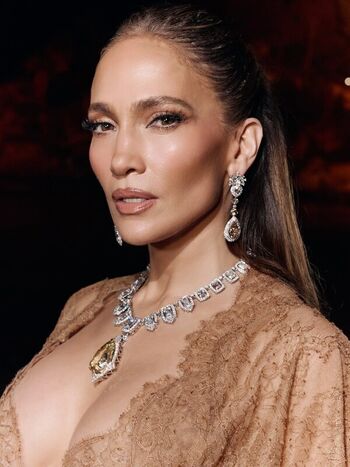 Full leaked Jennifer lopez  page private onlyfans photo