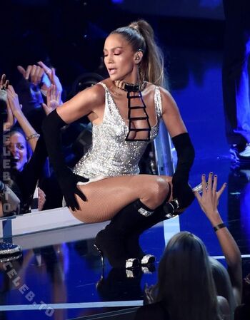 Full leaked Jennifer lopez  page private onlyfans photo