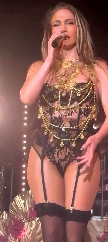 Full leaked Jennifer lopez  page private onlyfans photo