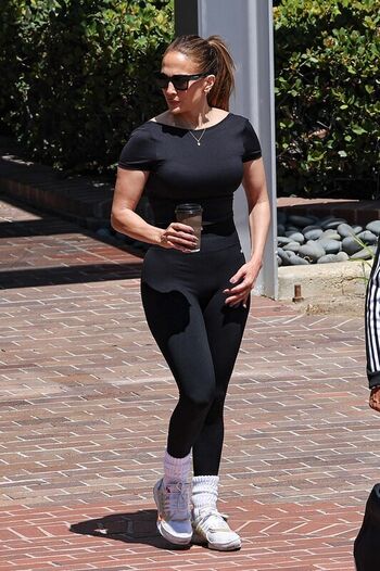 Full leaked Jennifer lopez  page private onlyfans photo