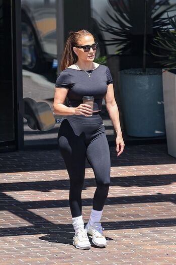 Full leaked Jennifer lopez  page private onlyfans photo
