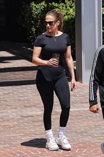 Full leaked Jennifer lopez  page private onlyfans photo