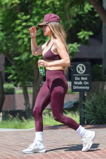 Full leaked Jennifer lopez  page private onlyfans photo