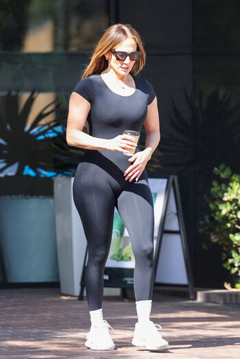 Full leaked Jennifer lopez  page private onlyfans photo