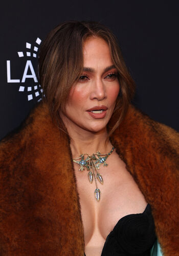Full leaked Jennifer lopez private onlyfans photo