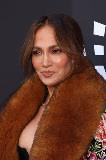 Full leaked Jennifer lopez private onlyfans photo