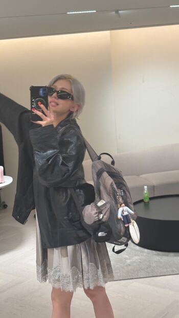 Full leaked Jeon somi page private onlyfans photo