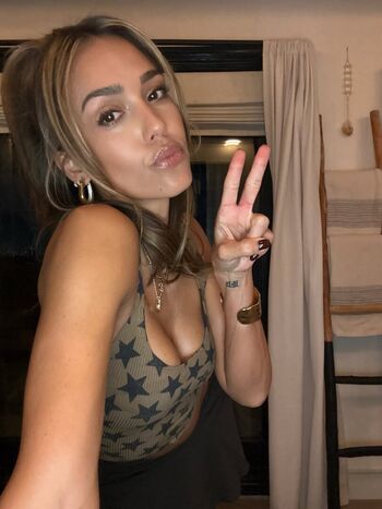Full leaked Jessica alba private onlyfans photo