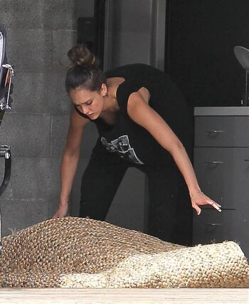 Full leaked Jessica alba private onlyfans photo