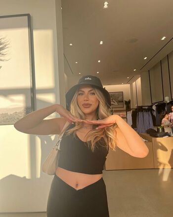 Full leaked Jessica awadis private onlyfans photo