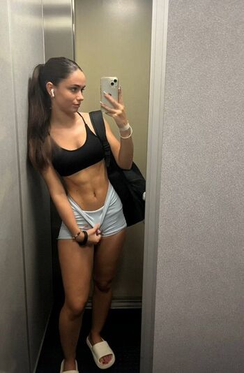 Full leaked Jessiinnie private onlyfans photo