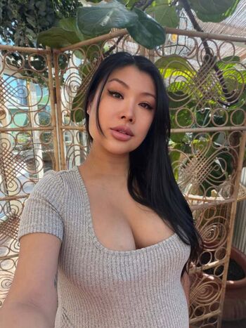 Full leaked Jiaoying summers private onlyfans photo