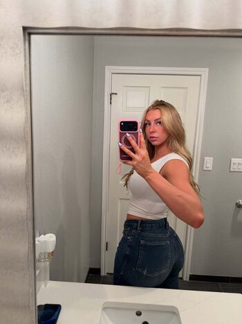 Jiggly_jessicaa