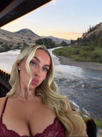 Jiggly_jessicaa