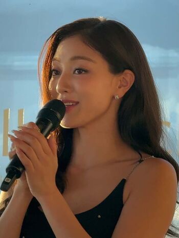 Full leaked Jihyo page private onlyfans photo