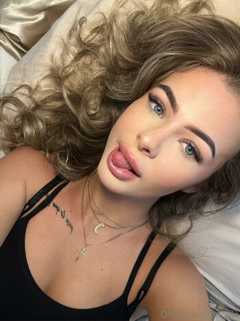 Full leaked Jill van hoof page private onlyfans photo