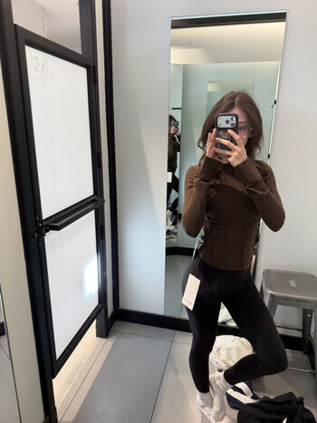 Full leaked Jillynozomi private onlyfans photo