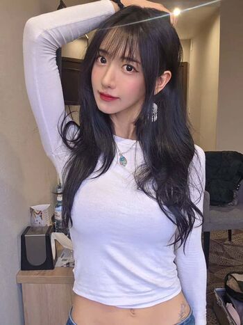 Full leaked Jinnytty private onlyfans photo