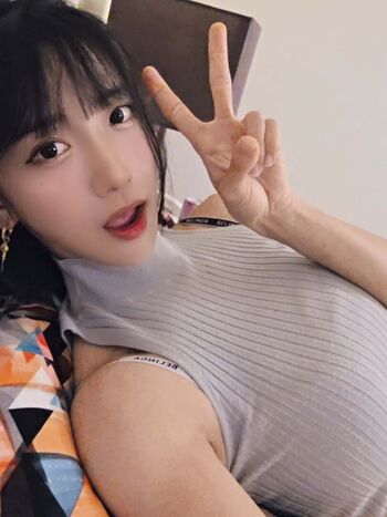 Full leaked Jinnytty page private onlyfans photo