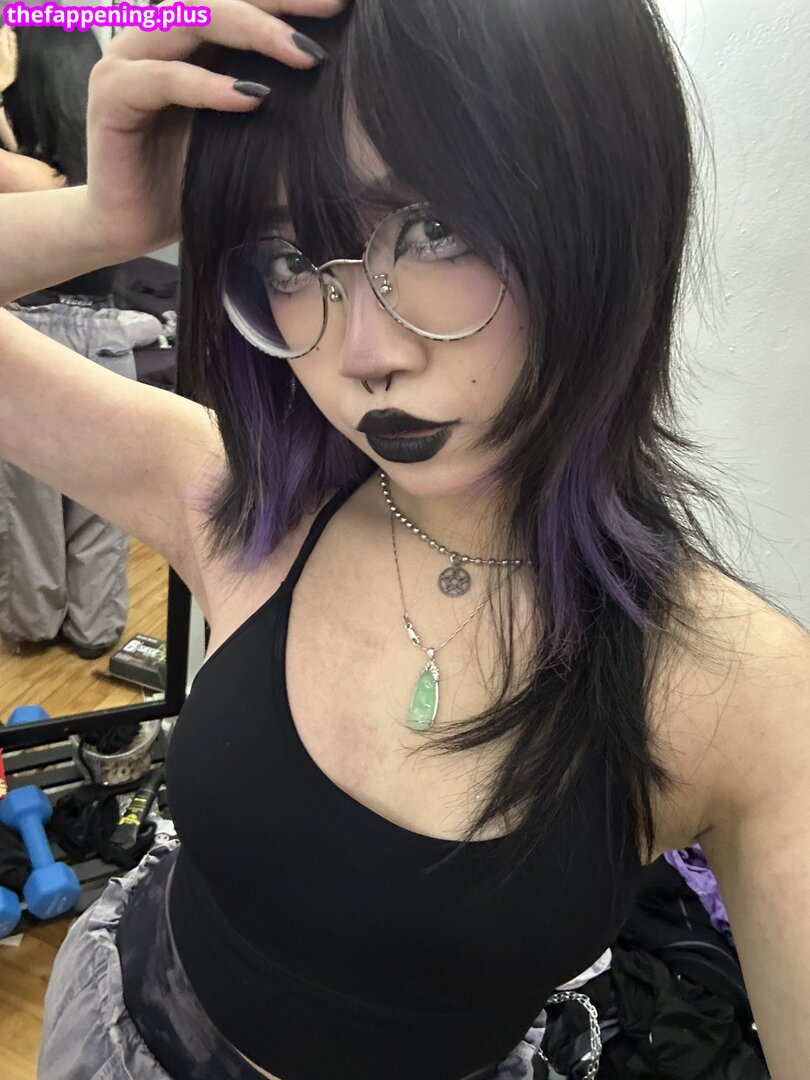 Janet He / https: / jjanethe / jjanethee / jjanether6 Nagie OnlyFans Zdjęcie #1