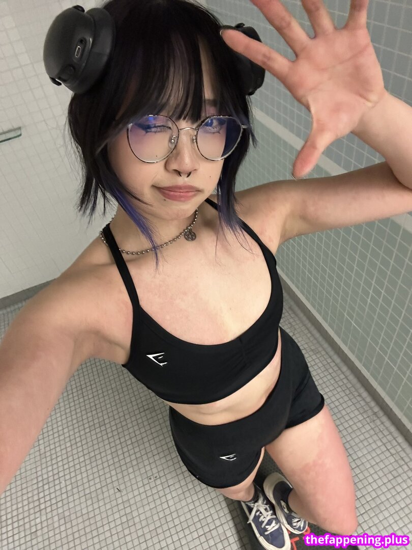 Janet He / https: / jjanethe / jjanethee / jjanether6 Nude OnlyFans Photo #9