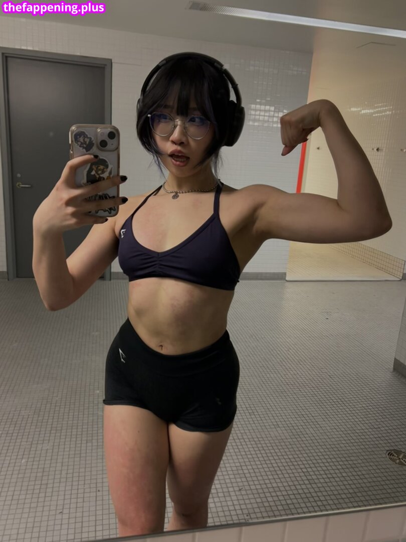 Janet He / https: / jjanethe / jjanethee / jjanether6 Nacktes OnlyFans Foto #16