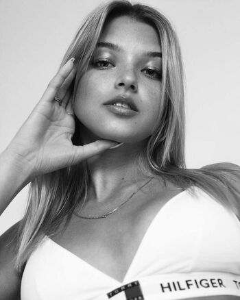 Full leaked Joalin loukamaa private onlyfans photo