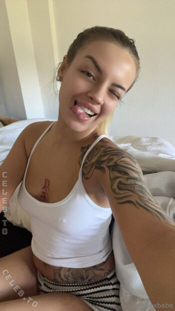 Full leaked Joannexrouge private onlyfans photo