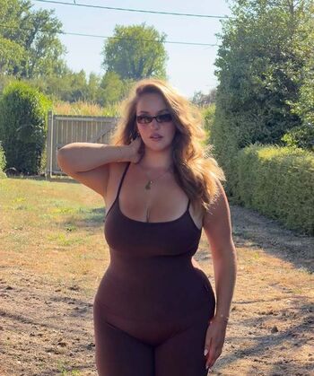 Full leaked Joannvdherik private onlyfans photo