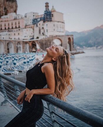 Full leaked Joelle friend private onlyfans photo