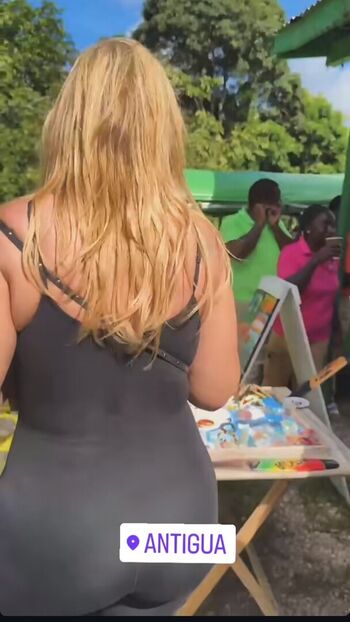 Josie Gibson | josiegibson85