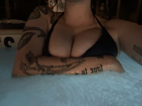 Full leaked Joyssie private onlyfans photo