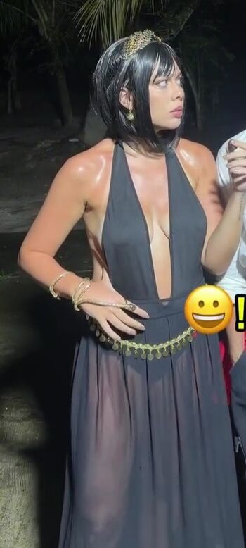 Julia Alvarenga