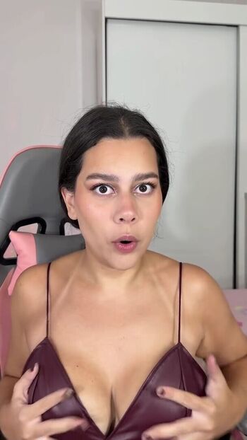 Full leaked Julia alvarengaa private onlyfans photo