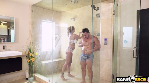 Full leaked Julia ann private onlyfans photo