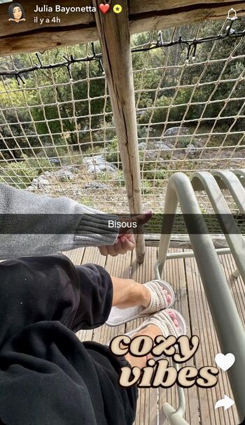 Full leaked Julia bayonetta pieds private onlyfans photo