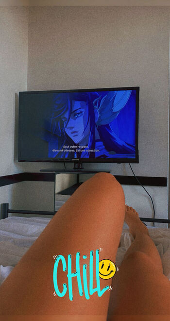 Full leaked Julia bayonetta pieds private onlyfans photo